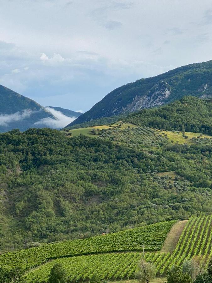 Case Mastro Renzo Tour Naturalistico Enogastronomico Pescosansonesco Exteriér fotografie